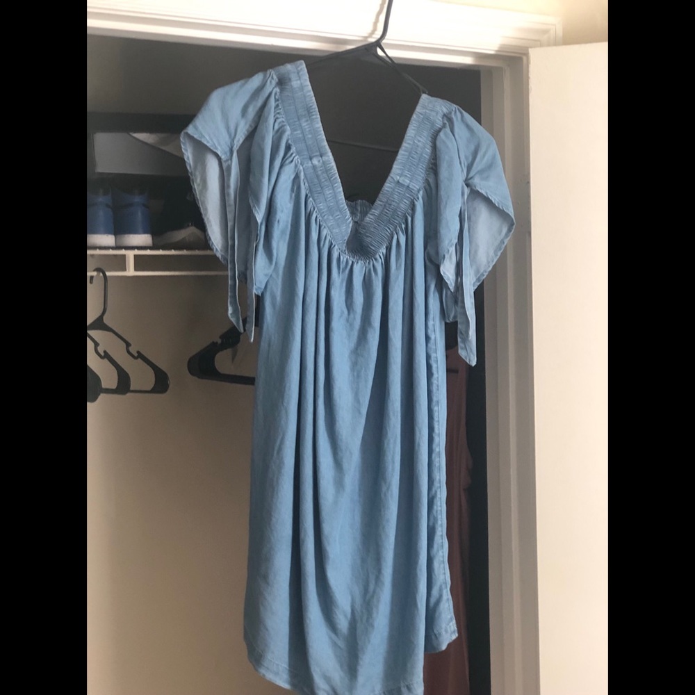 Dress - Picture 2 of 2